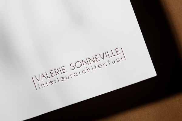 Creatief communicatiebureau ontwerpt voor Valerie Sonneville Interieurarchitectuur